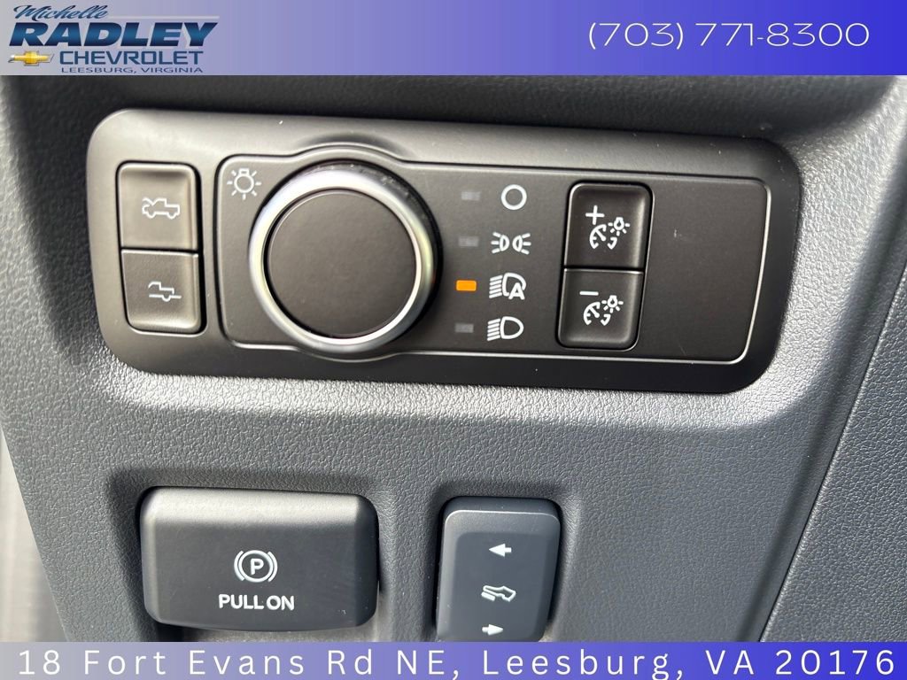 Used 2025 Ford F150 Lightning Lariat image 18