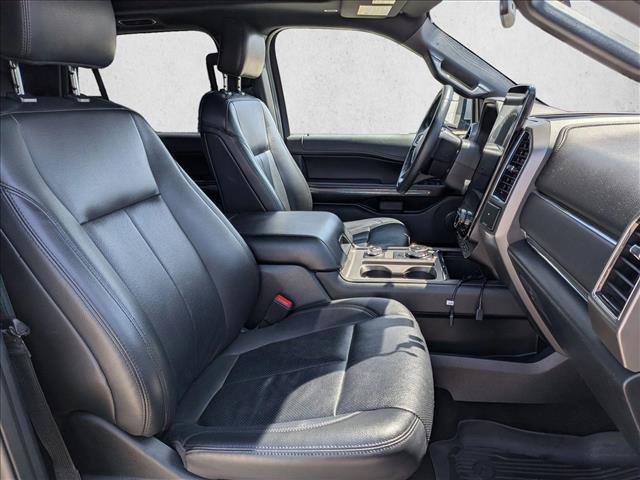 Used 2020 Ford Expedition XLT w/ Equipment Group 202A AWD/4WD image 22