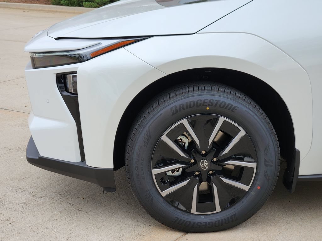 New 2026 Toyota bZ FWD image 5
