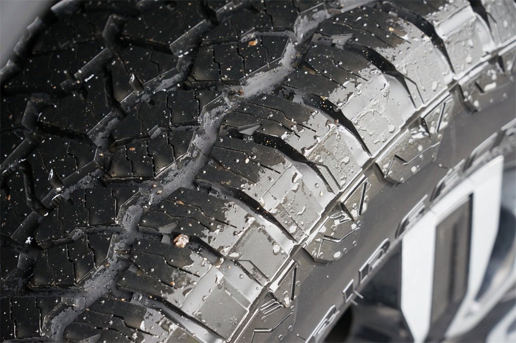 Used 2024 GMC Sierra 3500 Denali Ultimate image 30