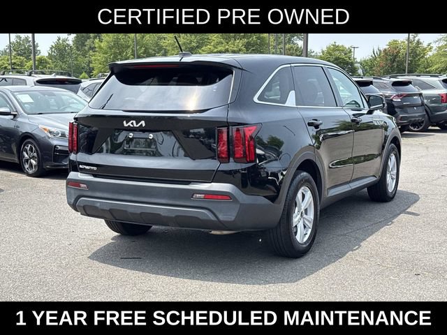 Used 2023 Kia Sorento LX FWD image 2