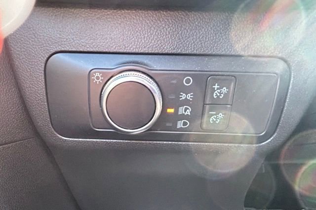 Used 2022 Ford Escape SE image 21