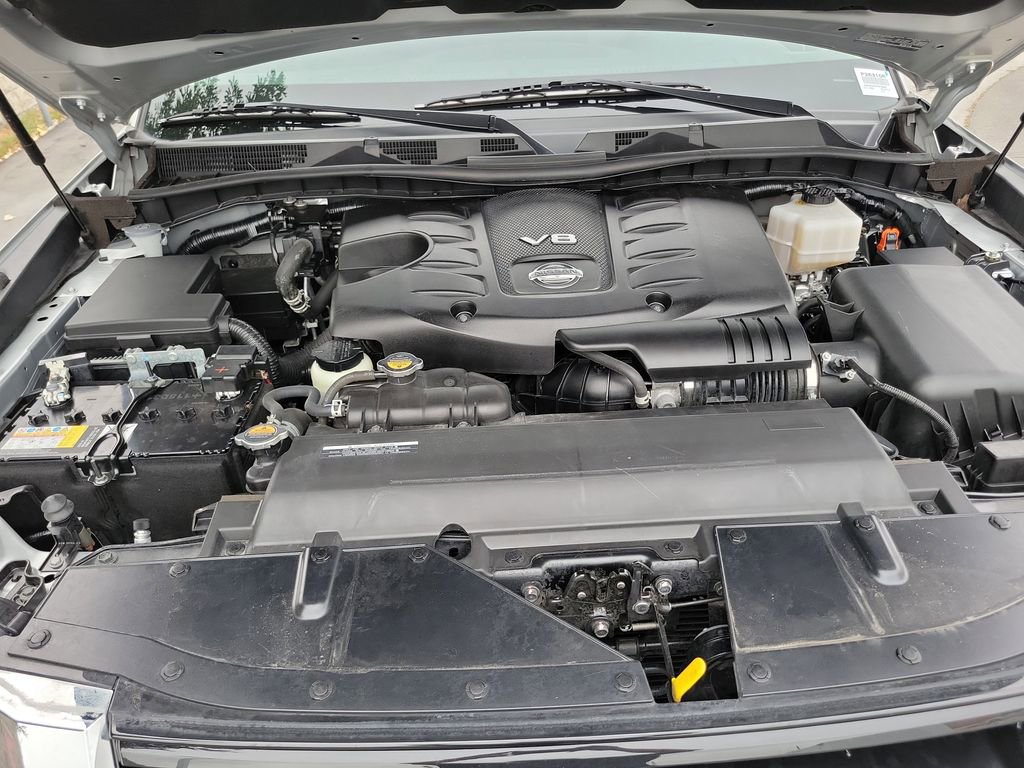 Used 2024 Nissan Armada SV image 32
