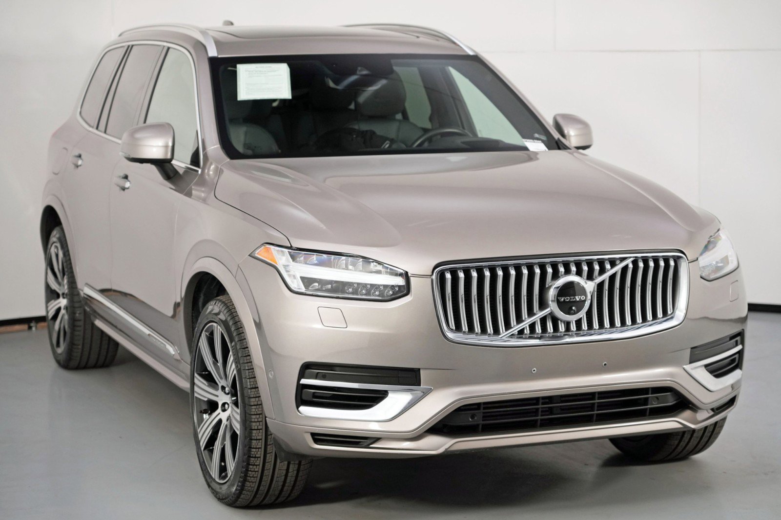 Used 2020 Volvo XC90 T8 Inscription w/ Protection Package image 58