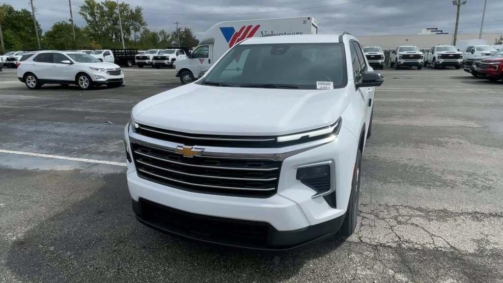 New 2027 Chevrolet Traverse LT w/ Driver Confidence Package AWD/4WD image 5