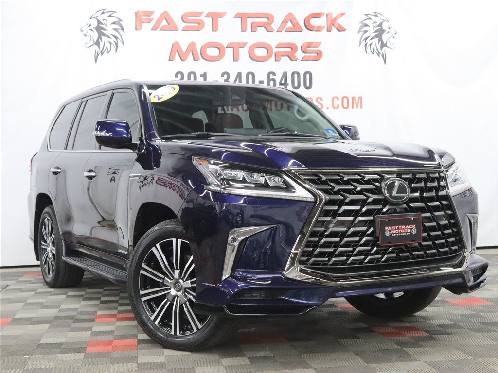 Used 2019 Lexus LX 570 4WD w/ Luxury Package image 3