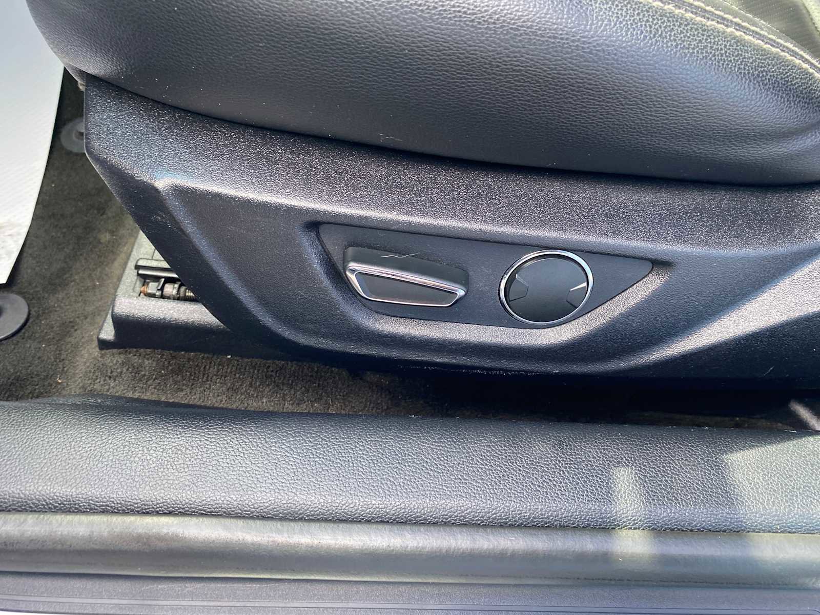 Used 2018 Ford Mustang GT RWD image 16