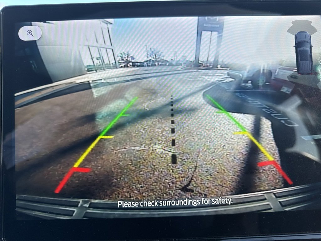 Used 2023 Ford Expedition Max Limited image 3