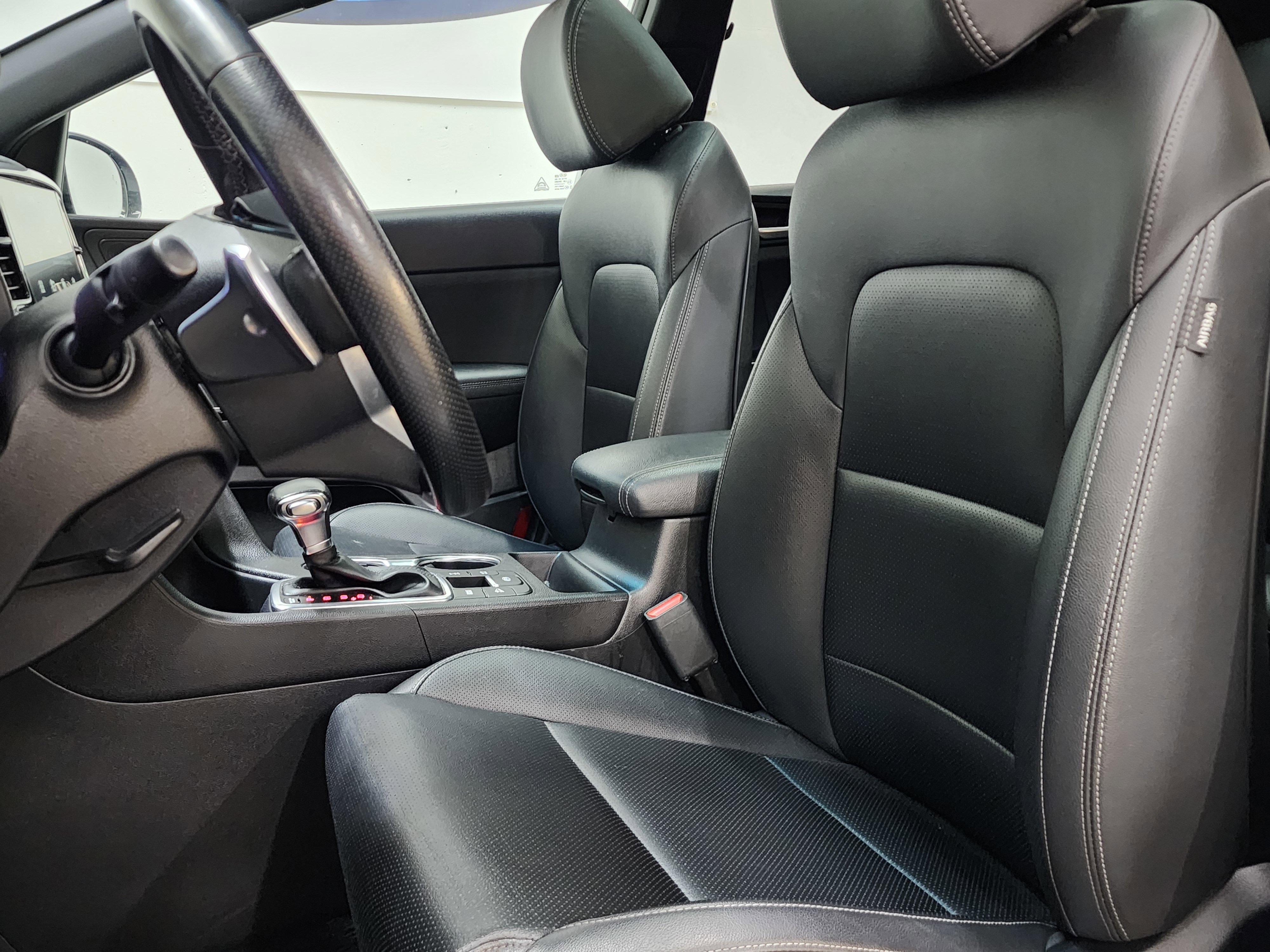 Used 2022 Kia Sportage Nightfall Edition w/ Nighfall AWD Premium Package image 15