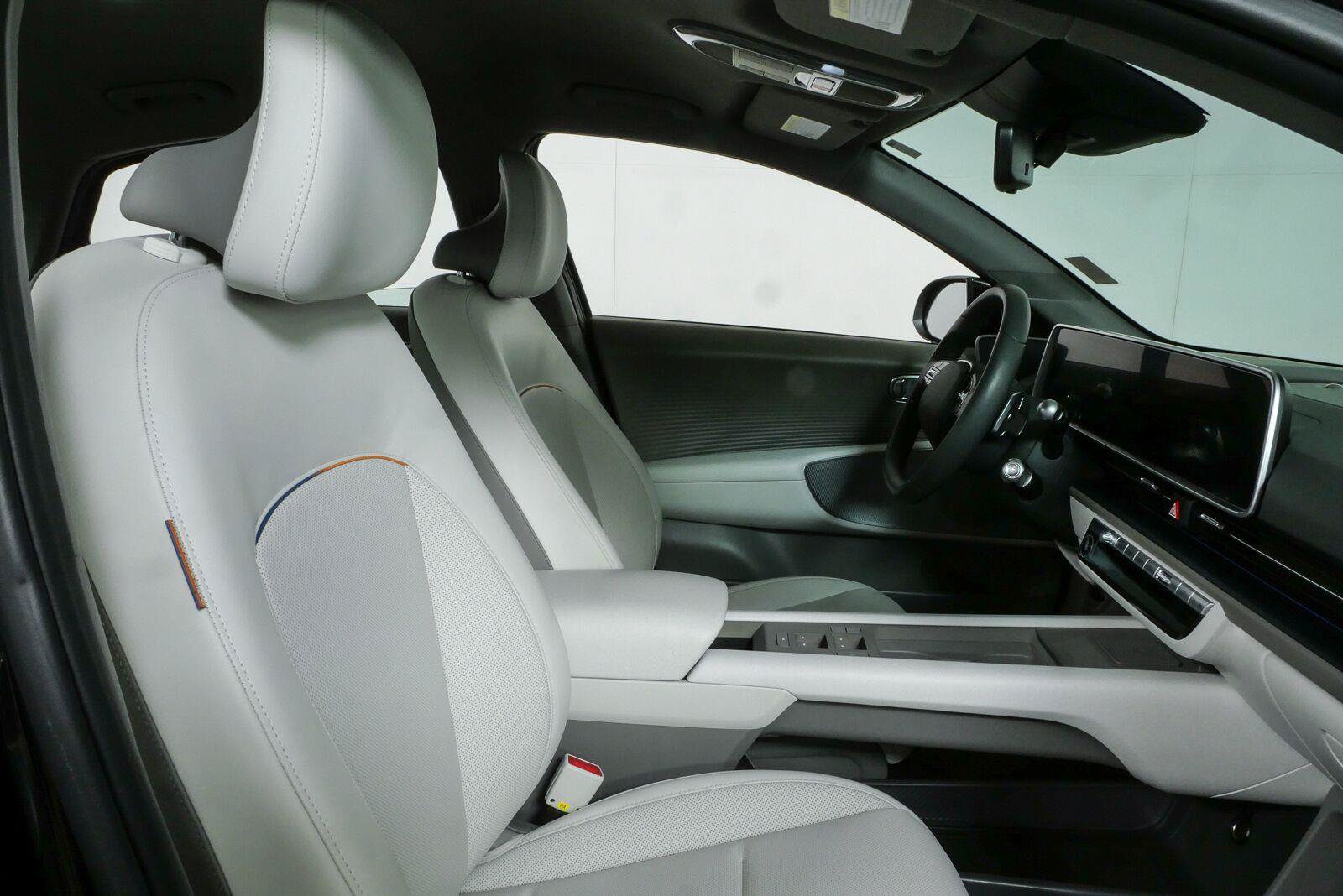 Used 2023 Hyundai Ioniq 6 SEL w/ Cargo Package RWD image 22