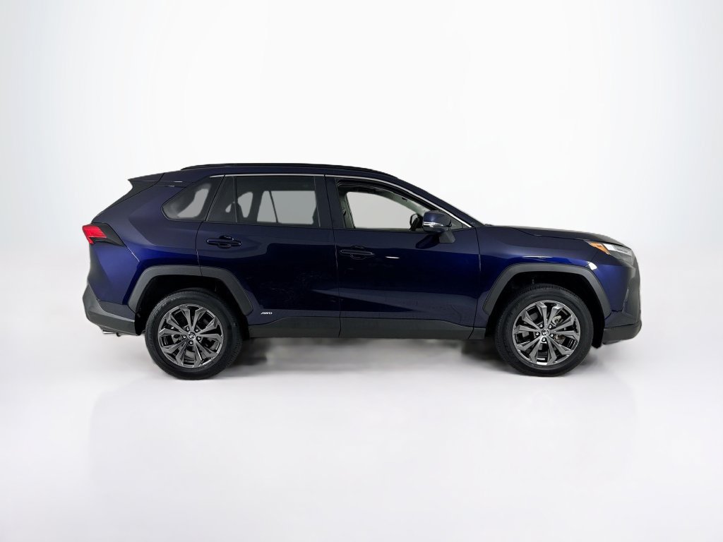 Used 2025 Toyota RAV4 XLE Premium w/ Weather Package AWD/4WD image 6
