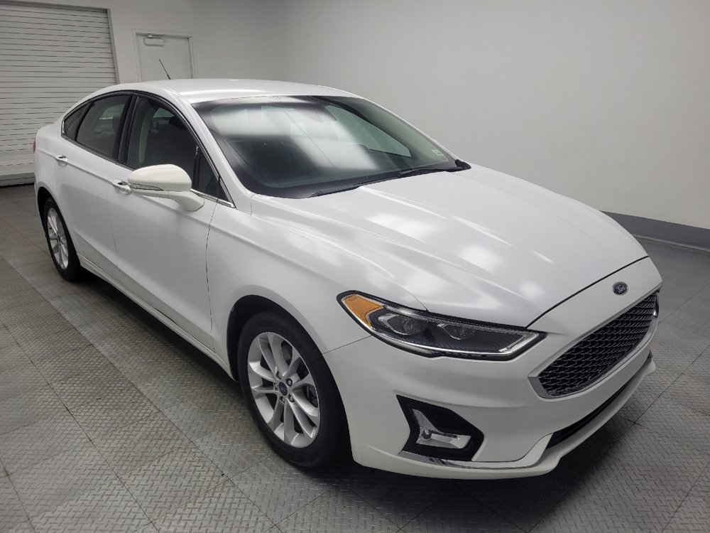 Used 2020 Ford Fusion Energi Titanium FWD image 13