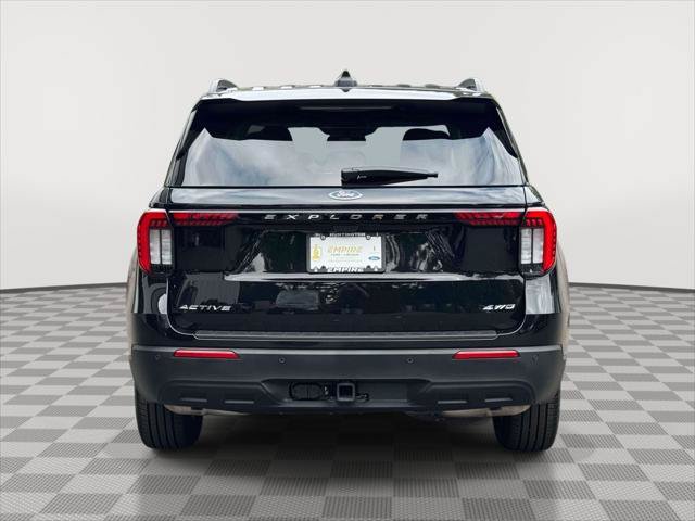 Used 2026 Ford Explorer Active AWD/4WD image 6