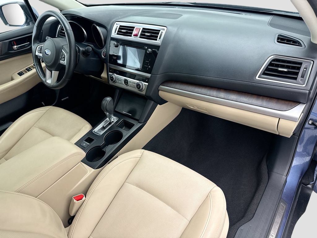 Used 2017 Subaru Outback 2.5i Limited AWD/4WD image 16