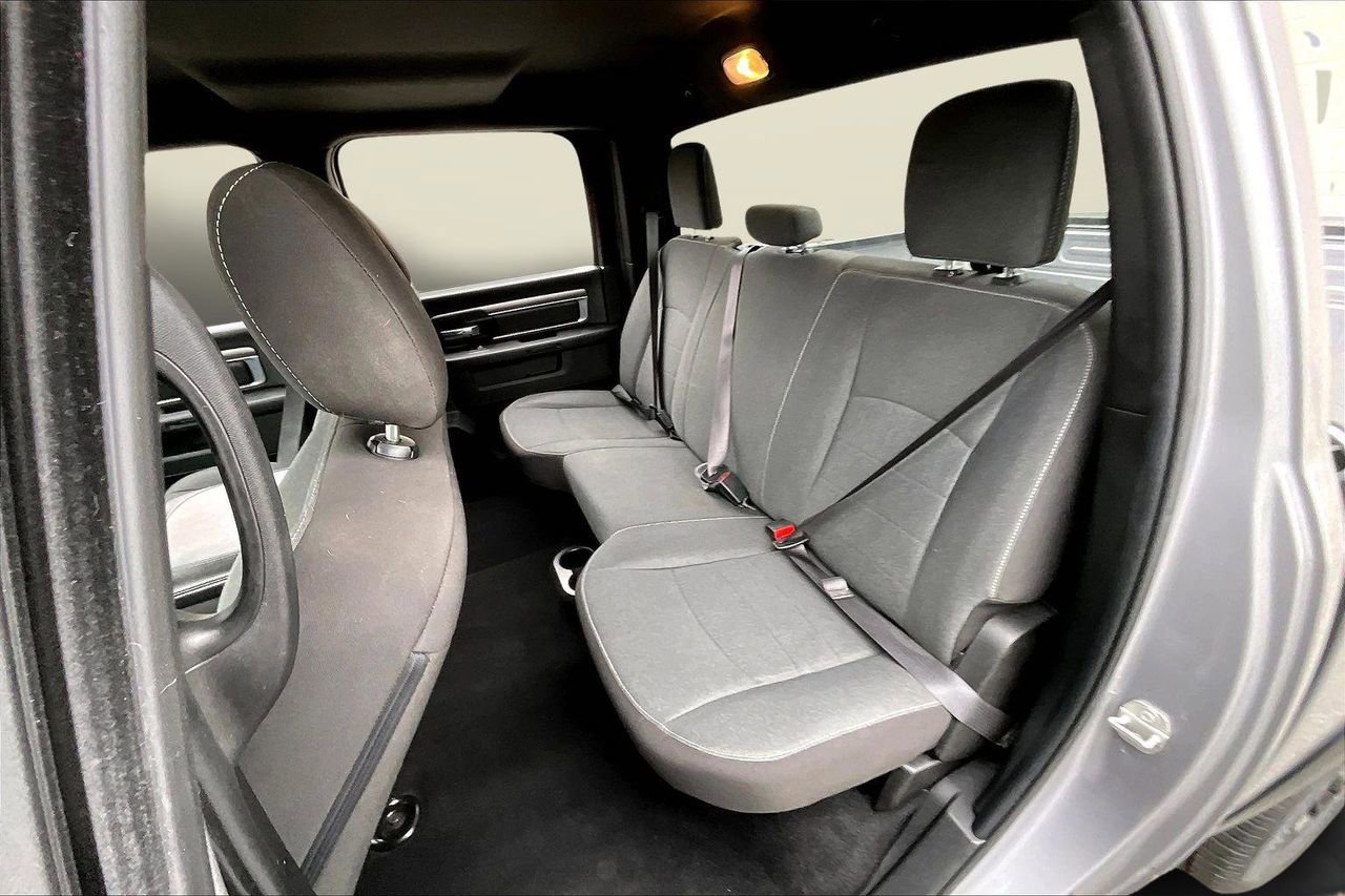 Used 2024 RAM 1500 Classic Warlock image 21