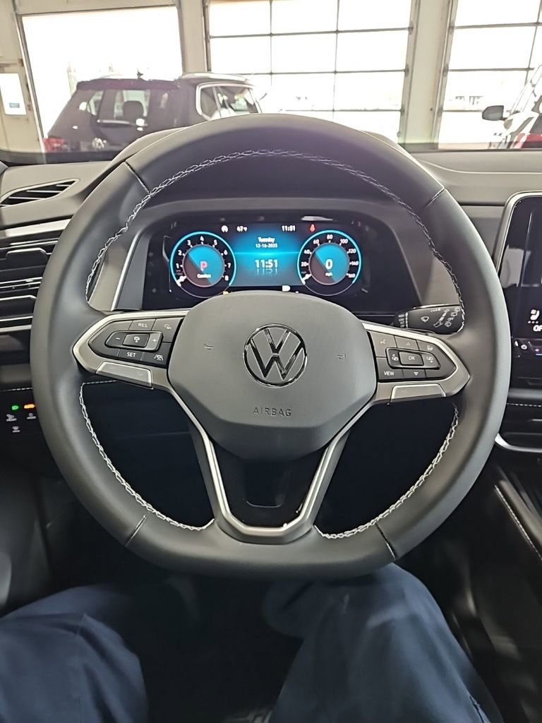 New 2026 Volkswagen Atlas Cross Sport SE image 35