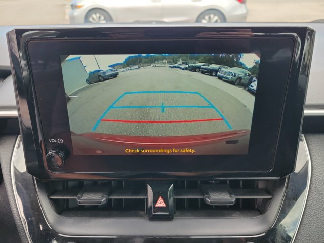Used 2025 Toyota Corolla LE FWD image 13