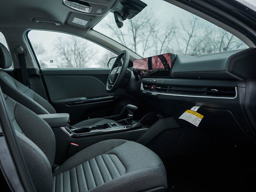 New 2025 Kia K4 EX image 9