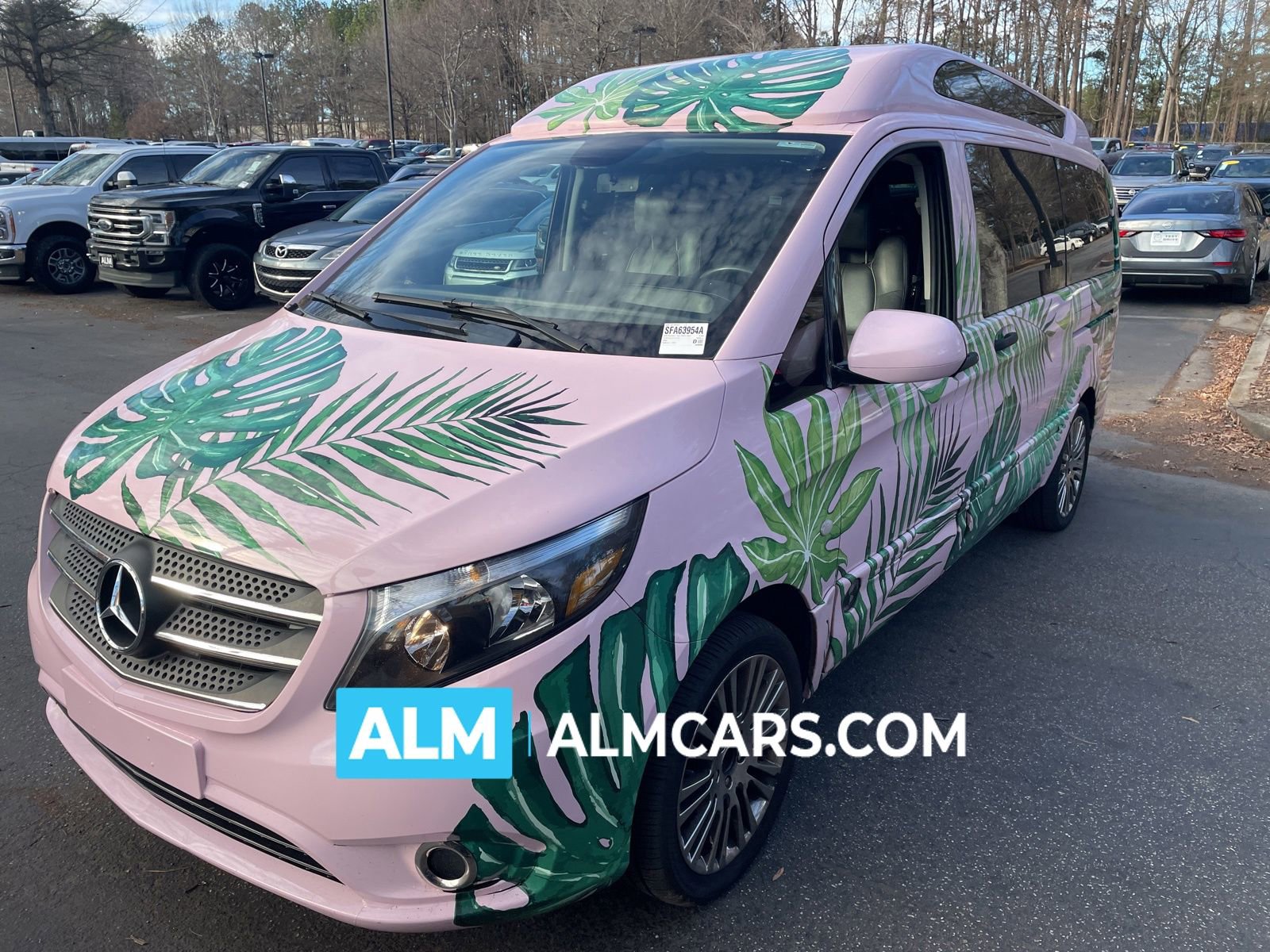 Used 2018 Mercedes-Benz Metris Passenger image 1