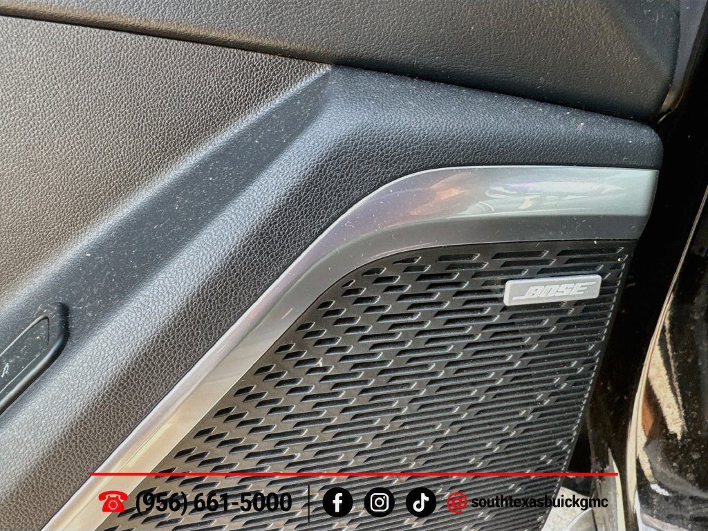 Used 2025 Buick Enclave Sport Touring w/ Power Package FWD image 11