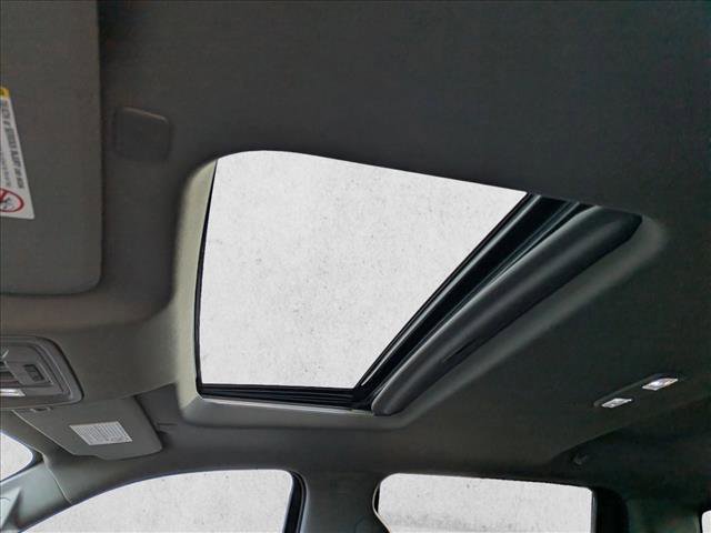 Used 2021 GMC Sierra 2500 Denali w/ Denali Black Diamond Edition image 18