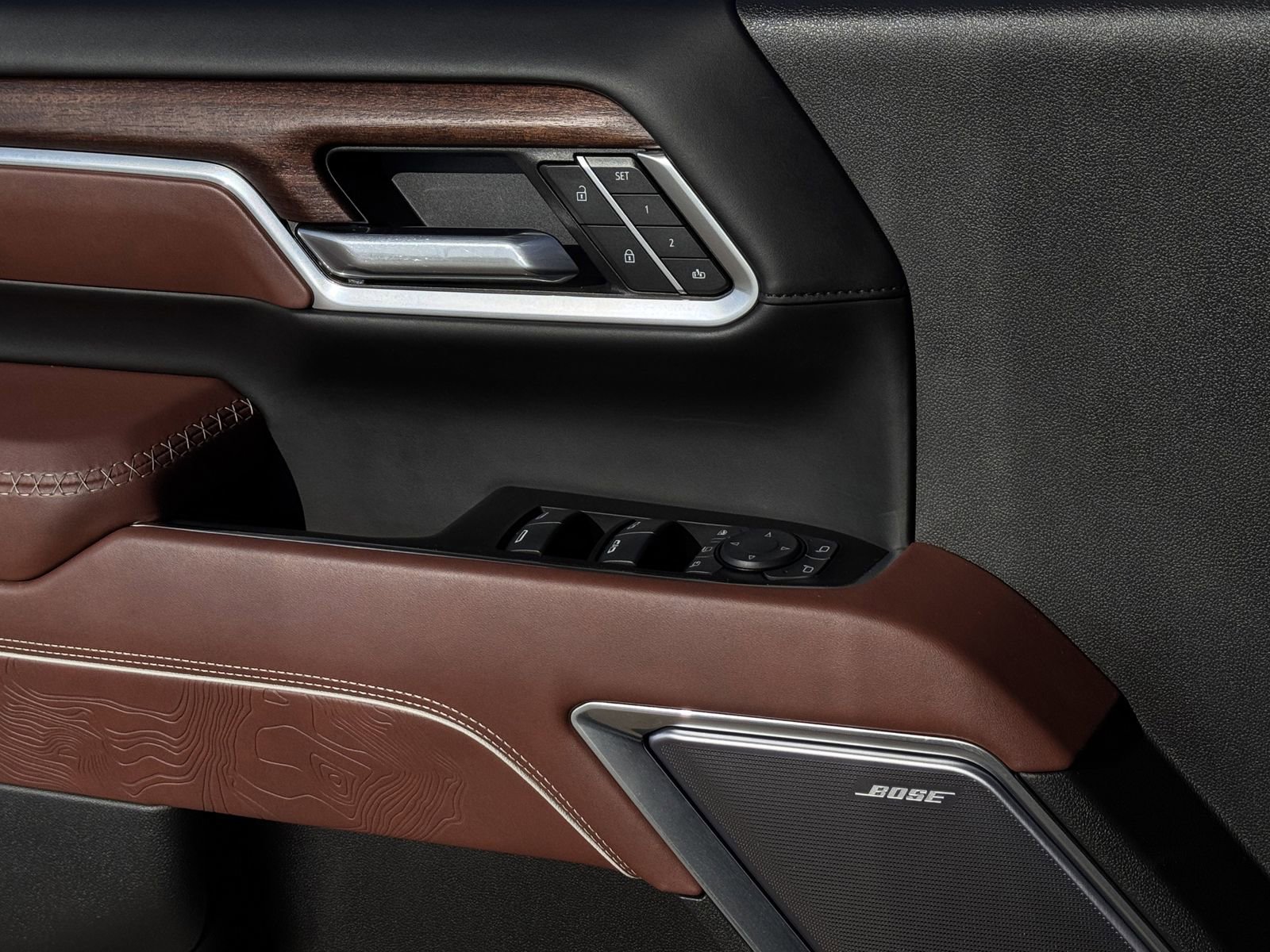 Used 2025 GMC Sierra 2500 Denali Ultimate image 23