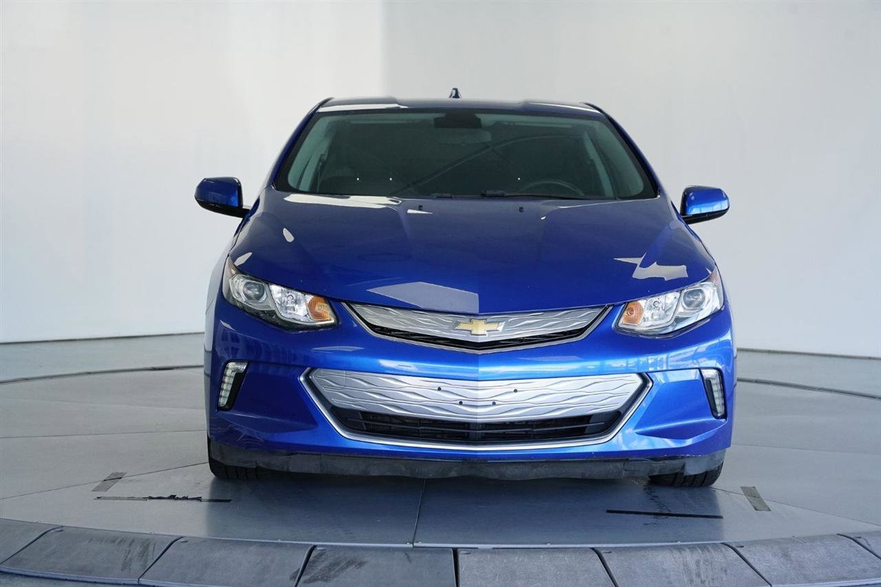 Used 2017 Chevrolet Volt LT w/ Comfort Package image 3