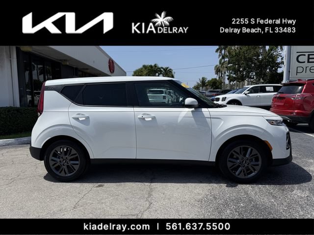 Certified 2021 Kia Soul EX FWD image 2