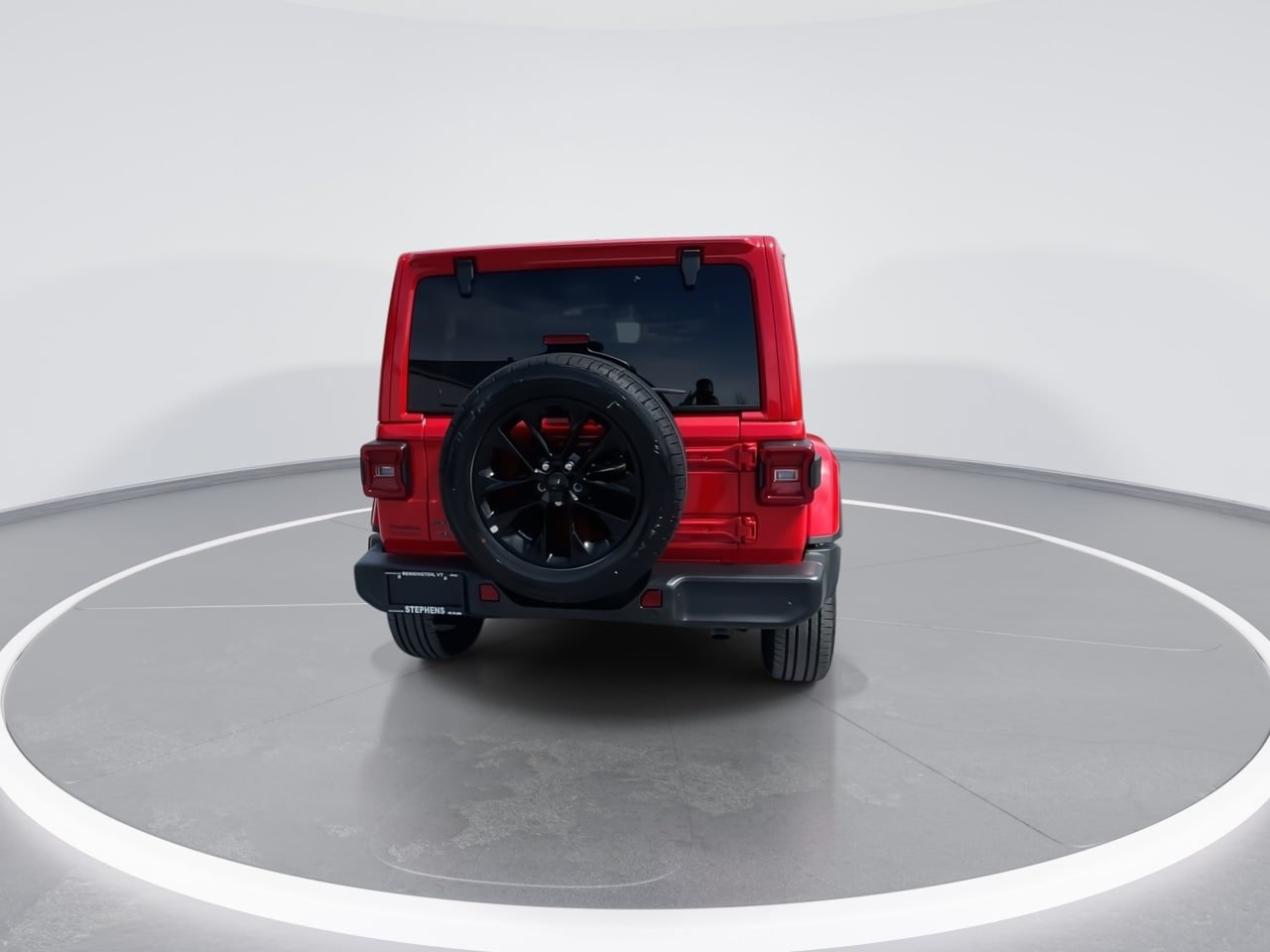 Used 2025 Jeep Wrangler Unlimited Sahara w/ Safety Group AWD/4WD image 17