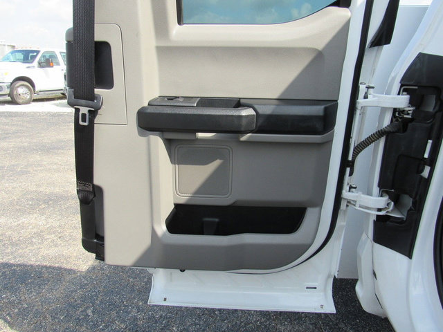 Used 2020 Ford F250 XL w/ Power Equipment Group AWD/4WD image 16