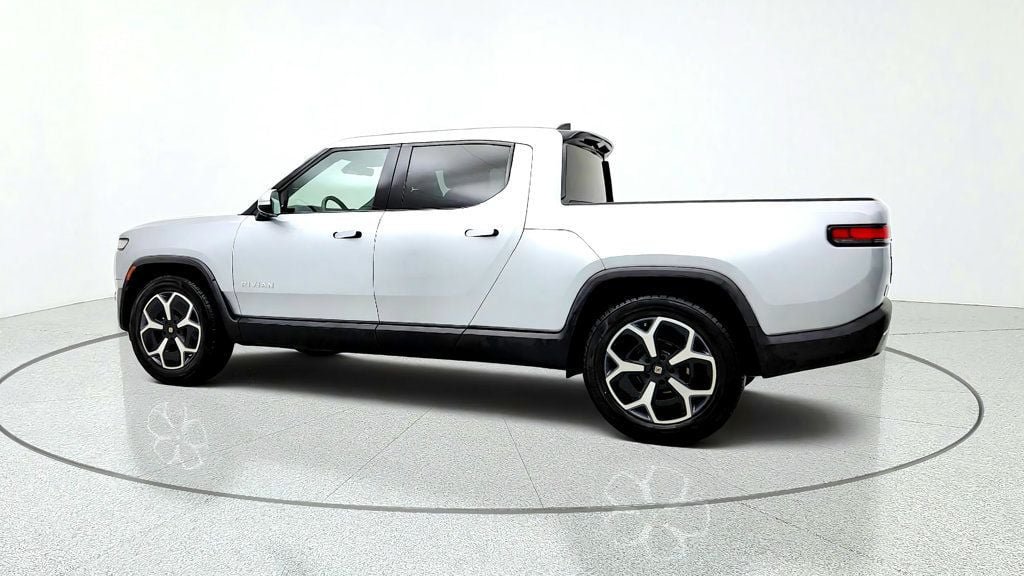 Used 2024 Rivian R1T Adventure Dual AWD/4WD image 7