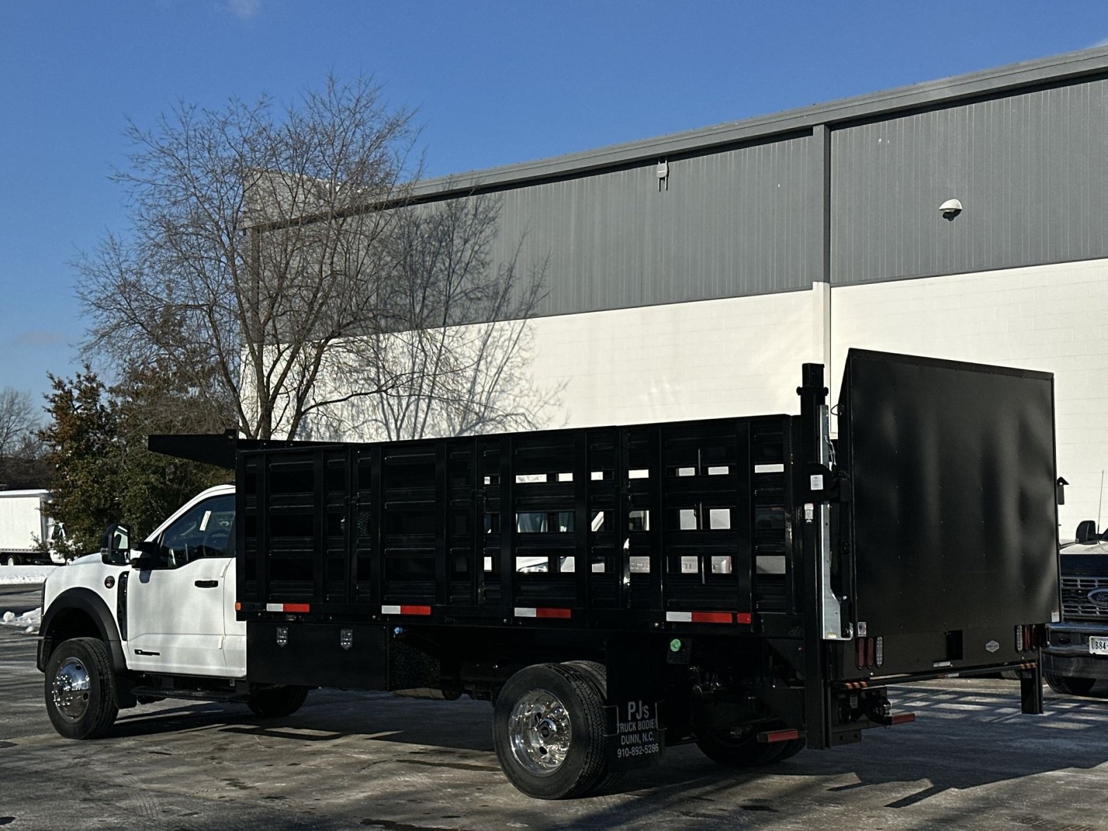 New 2026 Ford F550 4x4 Regular Cab Super Duty image 4
