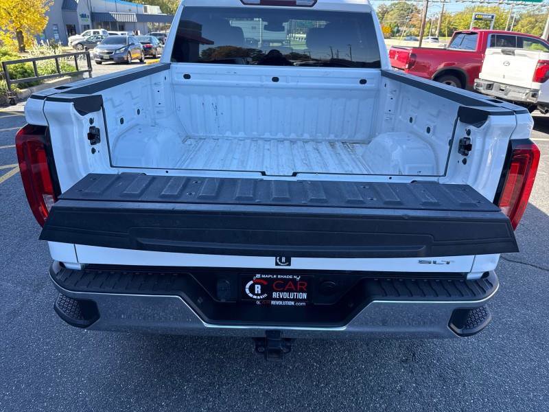 Used 2024 GMC Sierra 1500 SLT image 40