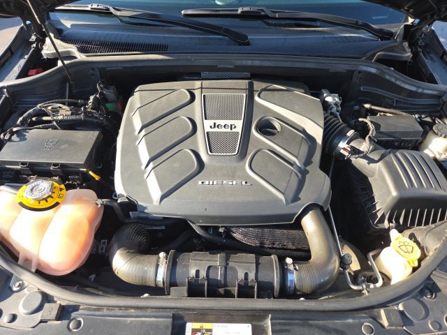 Used 2015 Jeep Grand Cherokee Summit AWD/4WD image 27
