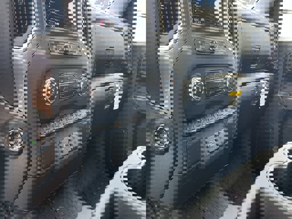 New 2025 GMC Sierra 1500 Pro w/ Graphite Edition image 27