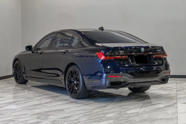 Used 2022 BMW 750i xDrive w/ Luxury Rear Seating Package AWD/4WD image 16