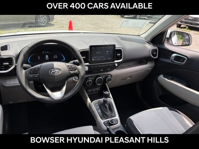 New 2026 Hyundai Venue SEL FWD image 8