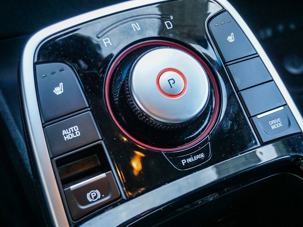 Certified 2020 Kia Niro EX image 23