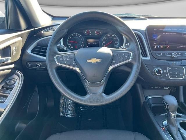 Used 2023 Chevrolet Malibu LT image 15