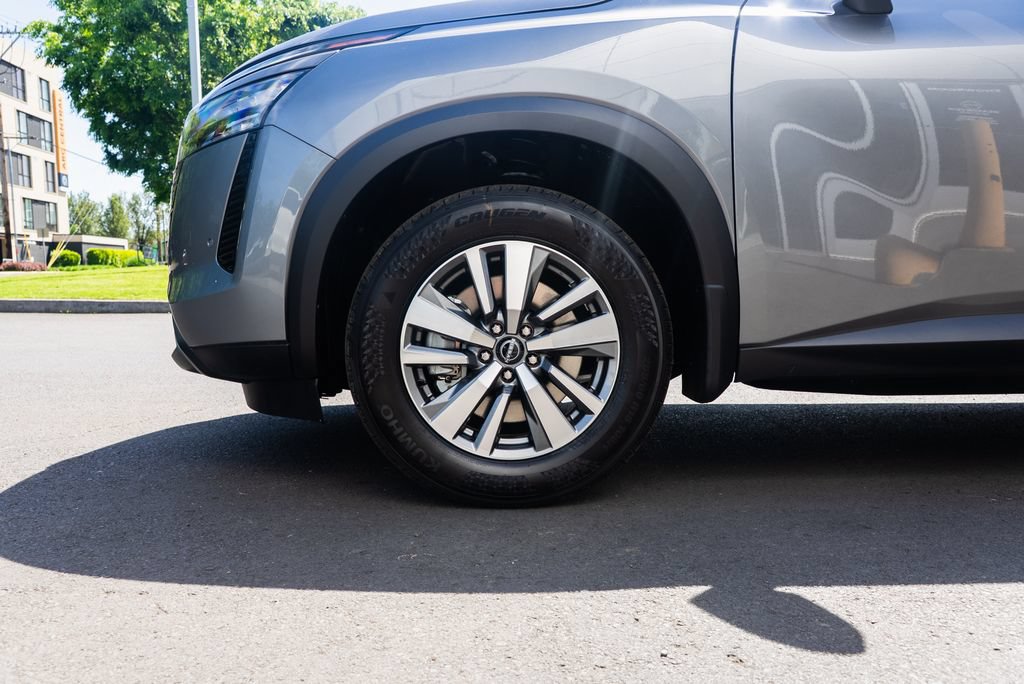 New 2026 Nissan Pathfinder SL w/ Cargo Package AWD/4WD image 7