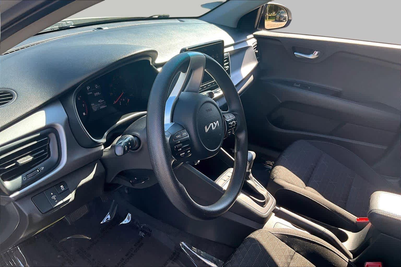 Used 2023 Kia Rio S FWD image 17