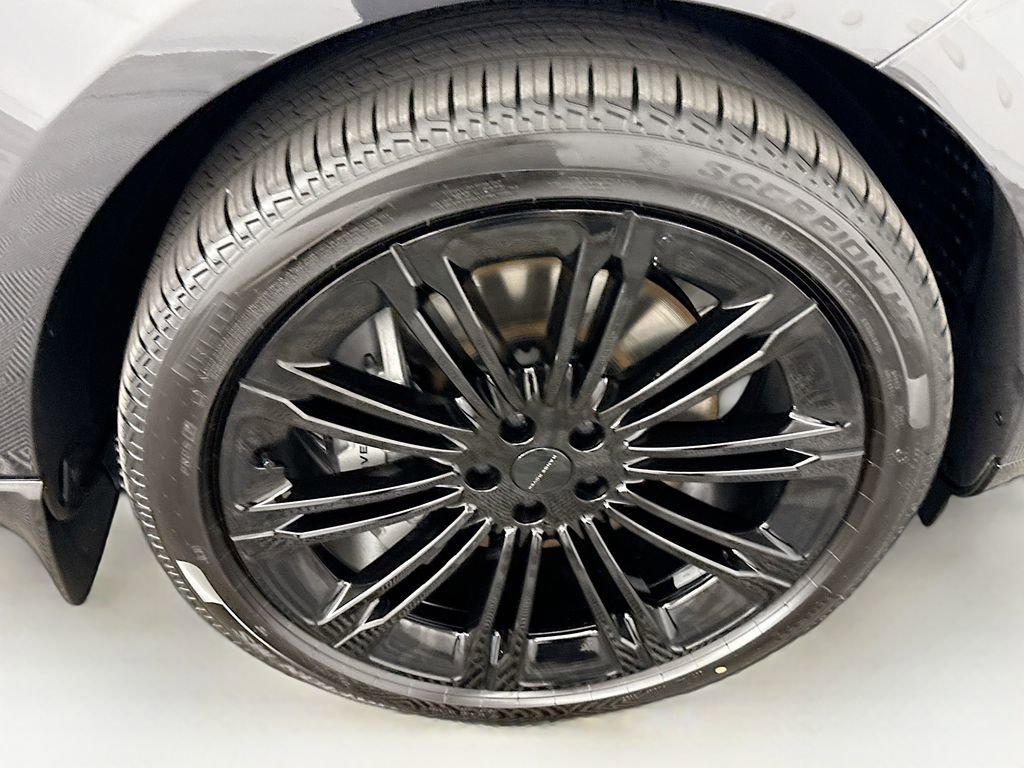 New 2026 Land Rover Range Rover SE image 31