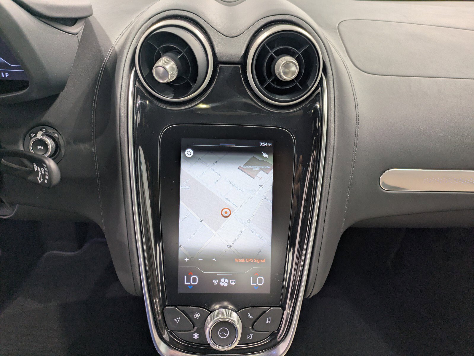 New 2025 McLaren GTS image 14