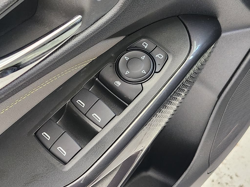 New 2026 Chevrolet Trax ACTIV w/ Driver Confidence Package FWD image 22