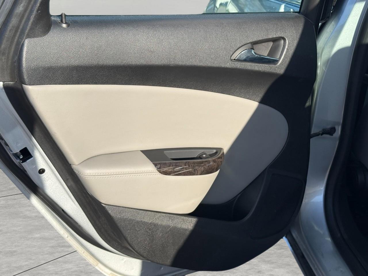 Used 2015 Buick Verano Convenience FWD image 19