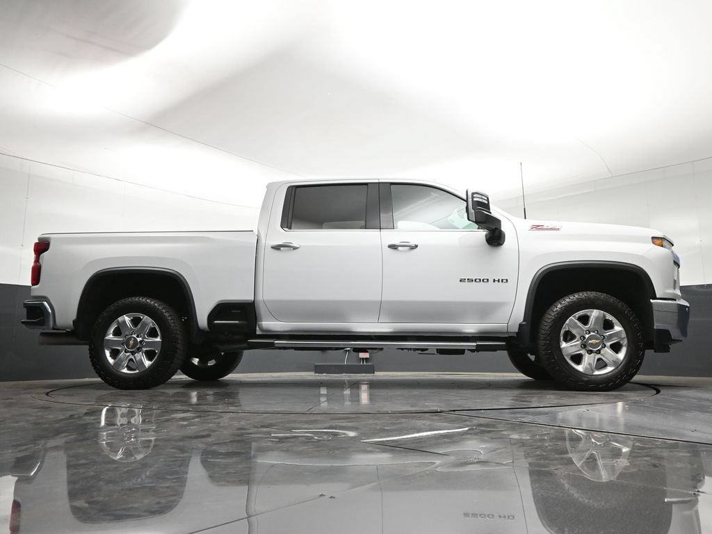 Used 2022 Chevrolet Silverado 2500 LTZ w/ LTZ Plus Package AWD/4WD image 28