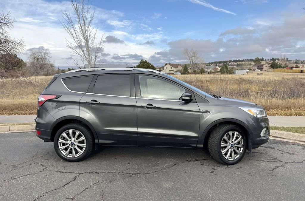 Used 2018 Ford Escape Titanium image 5