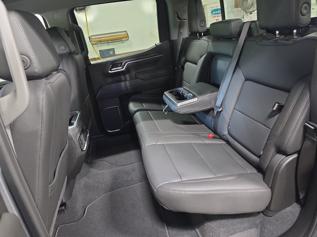 New 2026 GMC Sierra 1500 SLT w/ SLT Premium Plus Package AWD/4WD image 13