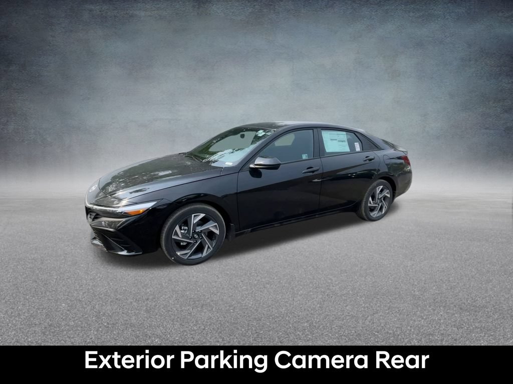 Used 2025 Hyundai Elantra Sport FWD image 11