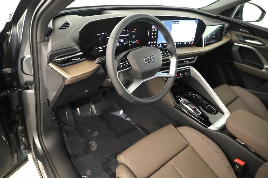 New 2025 Audi Q5 Prestige image 15